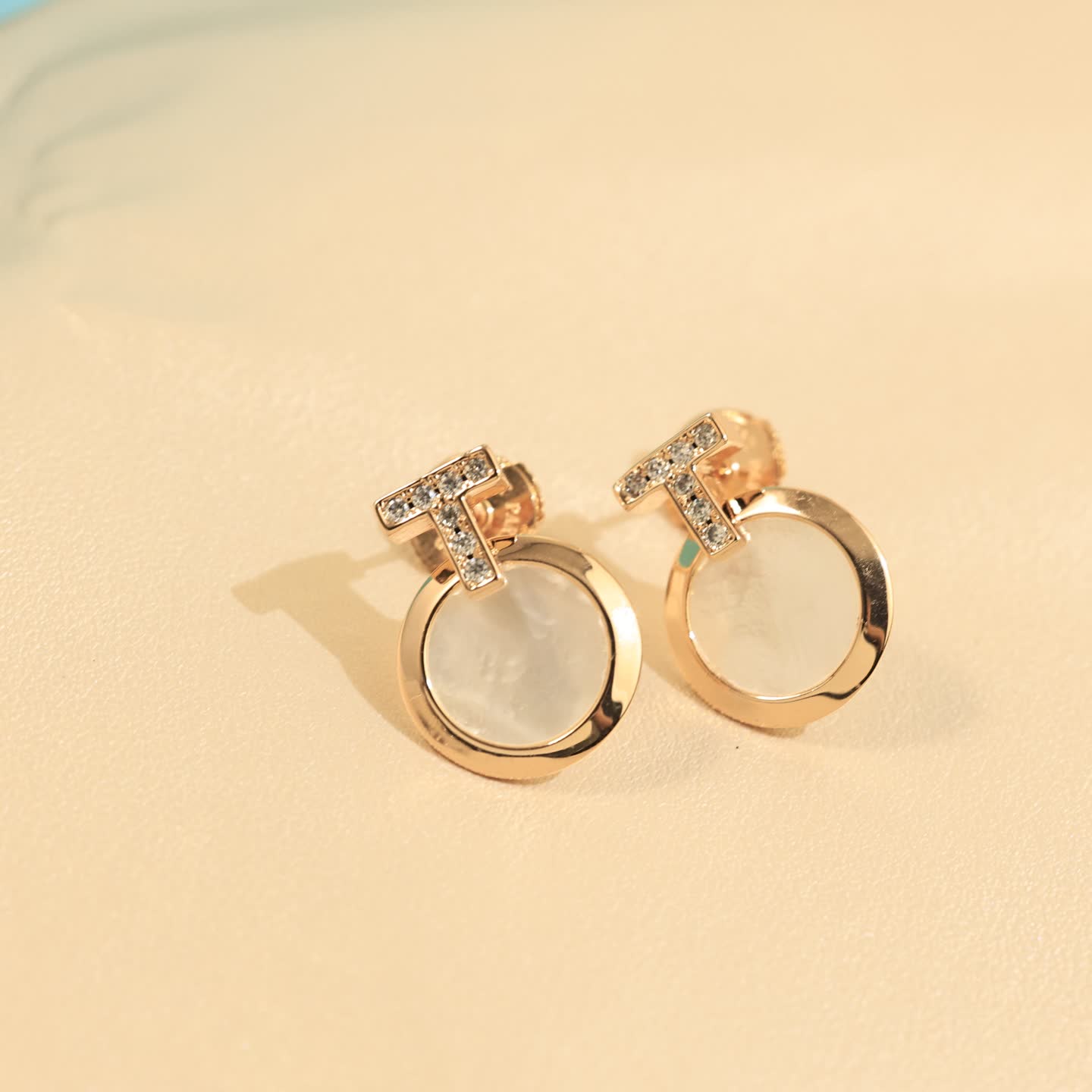 Tiffany & Co T Tahari Gold Tone Pearl Stud Earrings with Crystal Accents